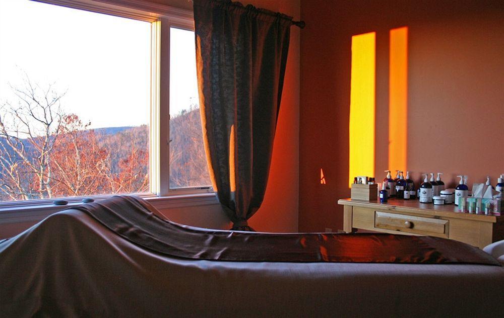 Art Of Living Retreat Center Hotel Bamboo Eksteriør billede